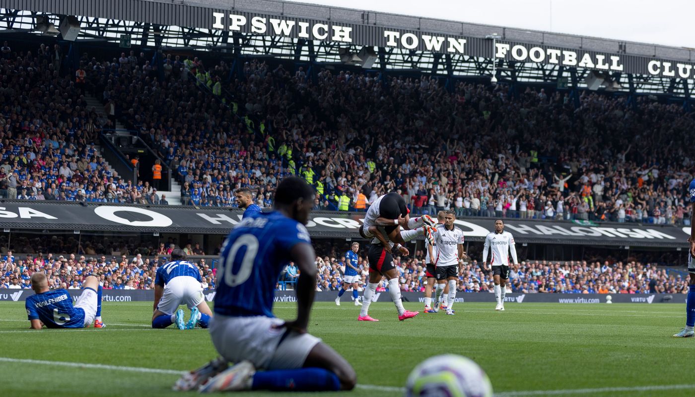 1. Ipswich floored by Fulham's equaliser